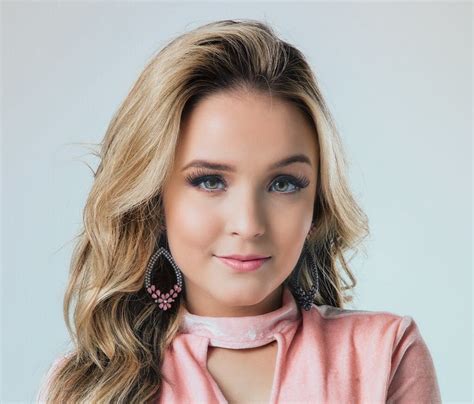 Larissa Manoela (@larissamanoela) • Instagram photos and videos.